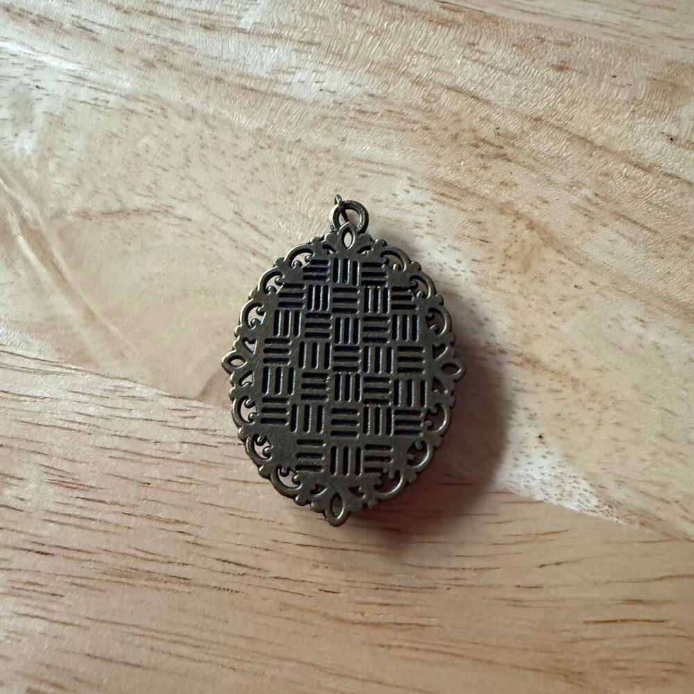 Blue bird in a cage Pendant - Picture 2 of 2